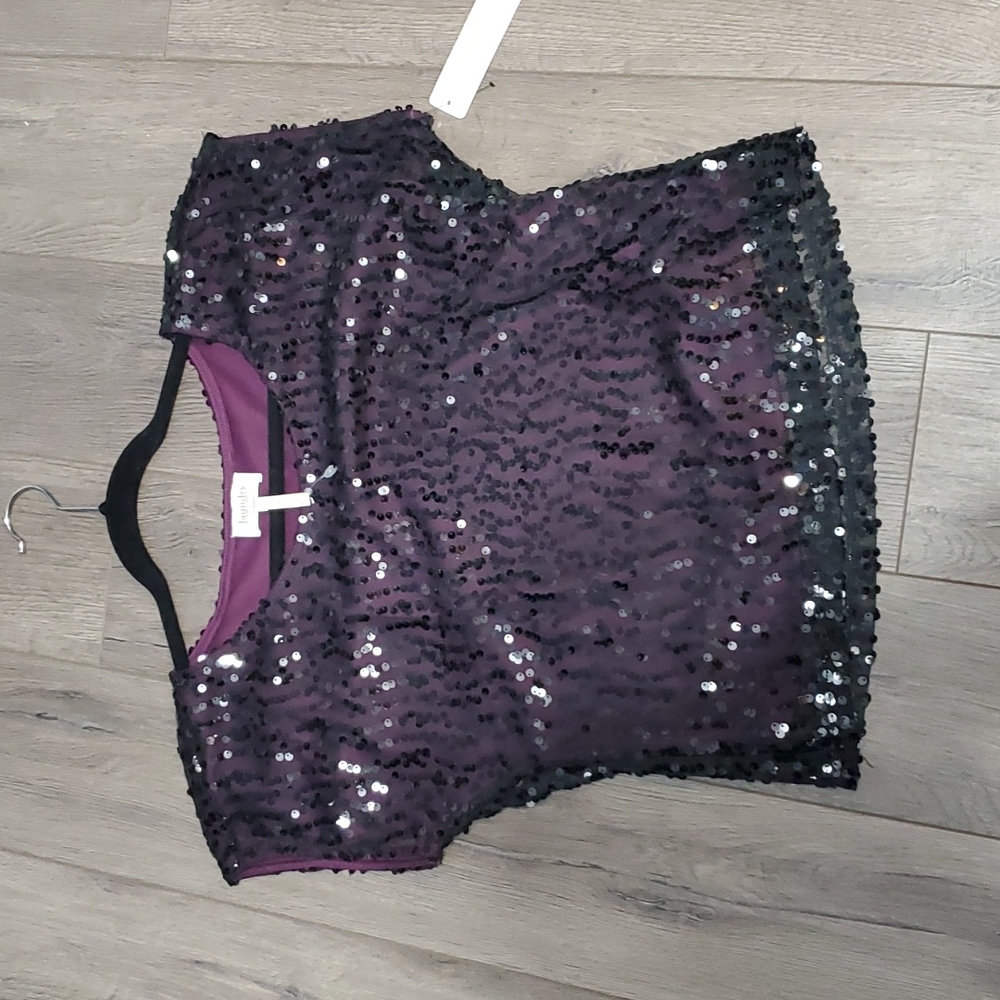 NWT - Laundry by Shelli Segal Sequin Top